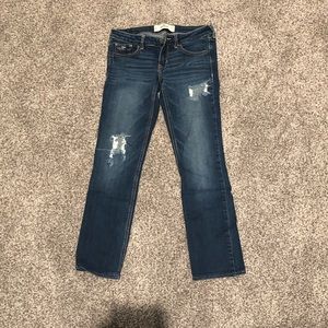 NWOT HOLLISTER JEANS WIDTH 26 LENGTH 31